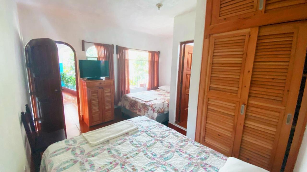Hotel Posada Don Carlos Panajachel Luaran gambar